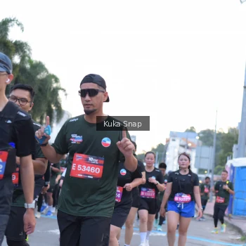 Runner Photo 3768606