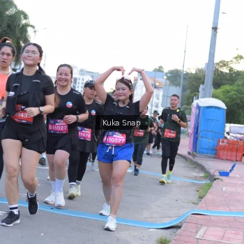 Runner Photo 3768612