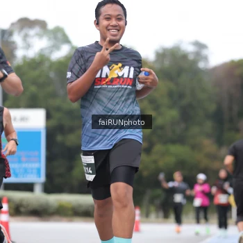 Runner Photo 3768616