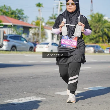 Runner Photo 3768701