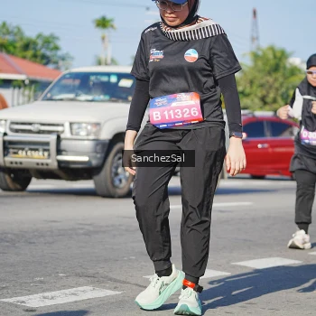 Runner Photo 3768708