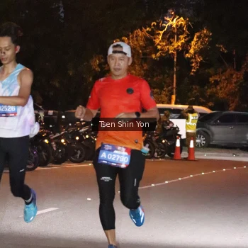 Runner Photo 3768717