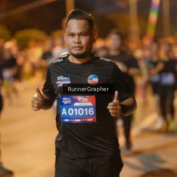 Runner Photo 3768742