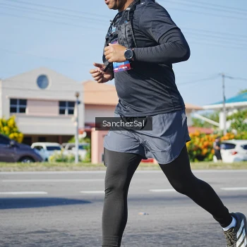 Runner Photo 3768748