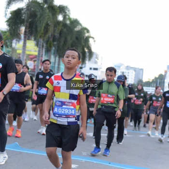 Runner Photo 3768755