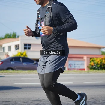 Runner Photo 3768756