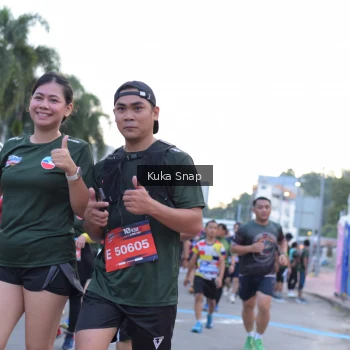 Runner Photo 3768787