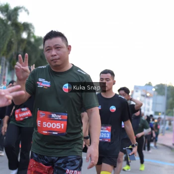 Runner Photo 3768856