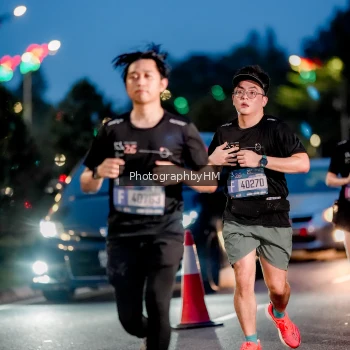 Runner Photo 3768885