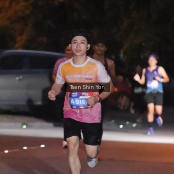 Runner Photo 3768892