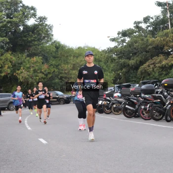 Runner Photo 3768916