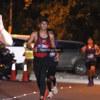 Runner Photo 3768925