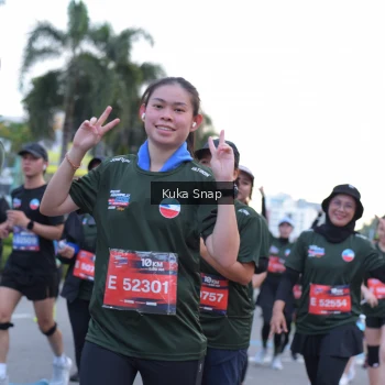 Runner Photo 3768942