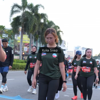 Runner Photo 3769002