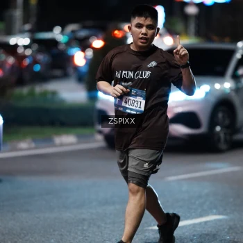 Runner Photo 3769025