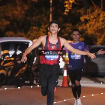 Runner Photo 3769049