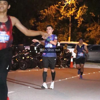Runner Photo 3769070