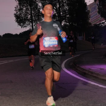 Runner Photo 3769096