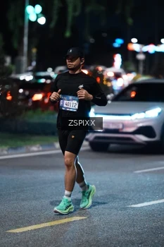 Runner Photo 3769109