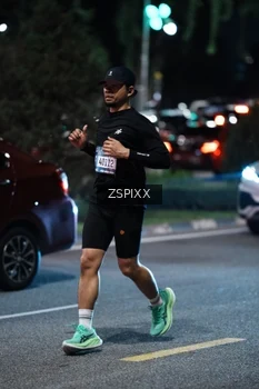 Runner Photo 3769125