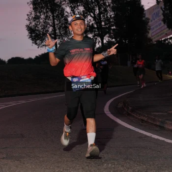 Runner Photo 3769132