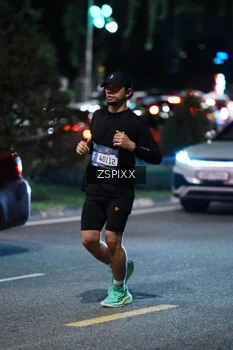 Runner Photo 3769175