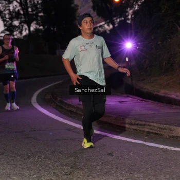Runner Photo 3769213