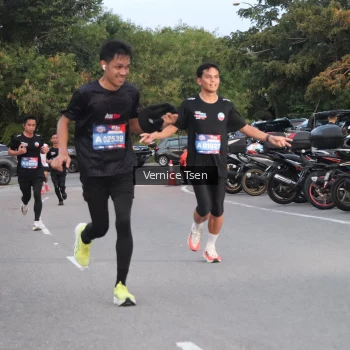 Runner Photo 3769322
