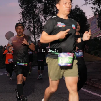 Runner Photo 3769376