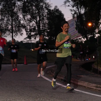Runner Photo 3769473