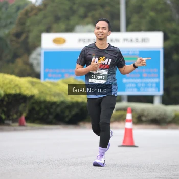 Runner Photo 3769506
