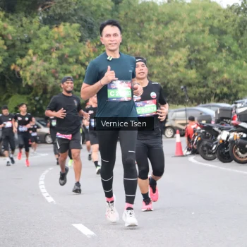 Runner Photo 3769572