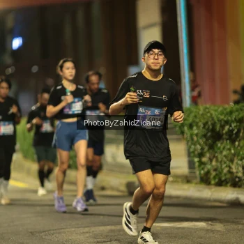 Runner Photo 3769575