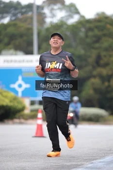 Runner Photo 3769624