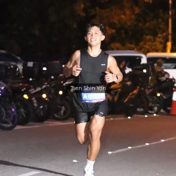 Runner Photo 3769633