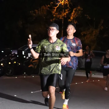 Runner Photo 3769755