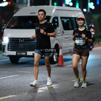 Runner Photo 3769844