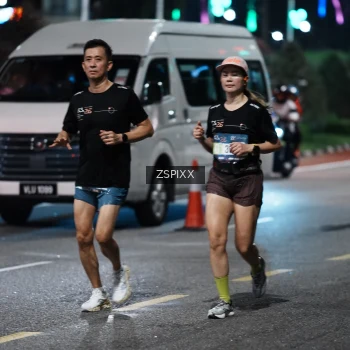 Runner Photo 3769872