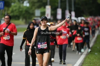 Runner Photo 37700