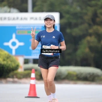 Runner Photo 3770008