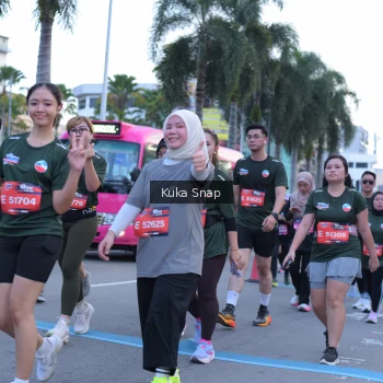 Runner Photo 3770014