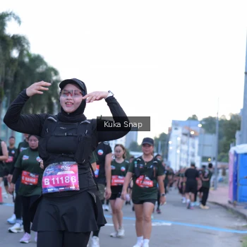 Runner Photo 3770025