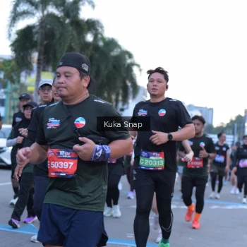Runner Photo 3770040