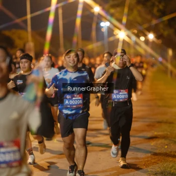 Runner Photo 3770051