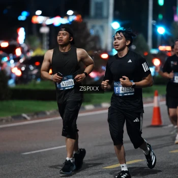 Runner Photo 3770065