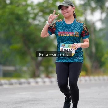 Runner Photo 3770085