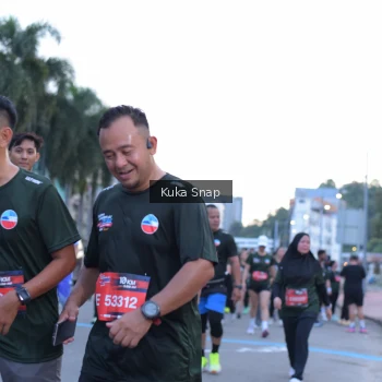 Runner Photo 3770093
