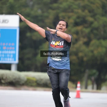 Runner Photo 3770130