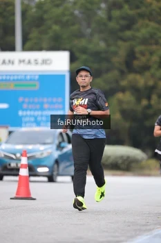 Runner Photo 3770176