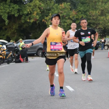 Runner Photo 3770180